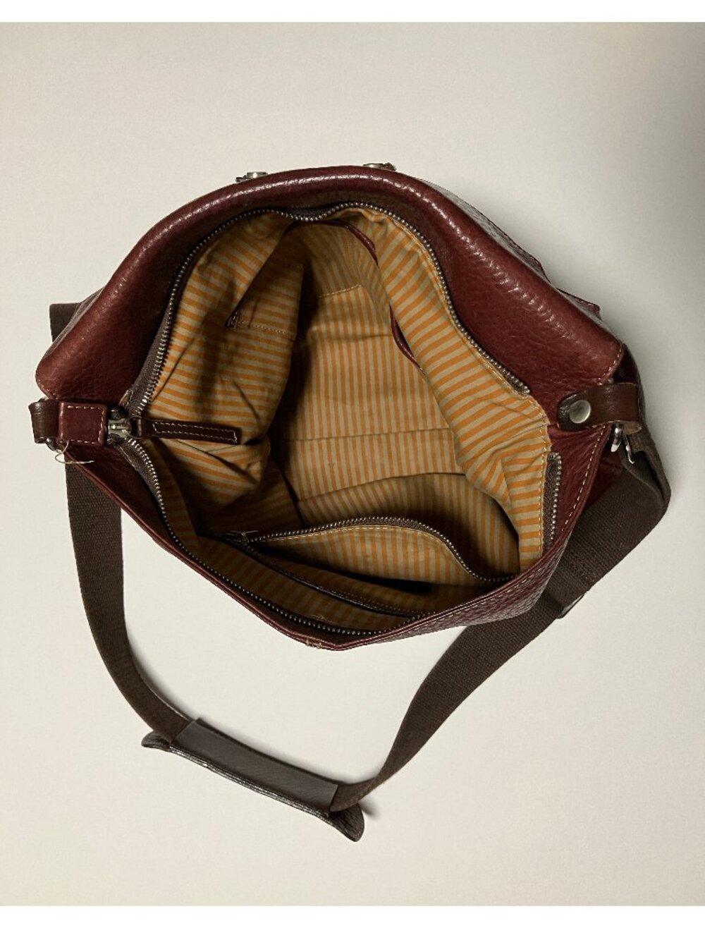 Marco Buggiani Purse, Italian Leather, Maroon/Burgundy, Large - Picture 9 of 13